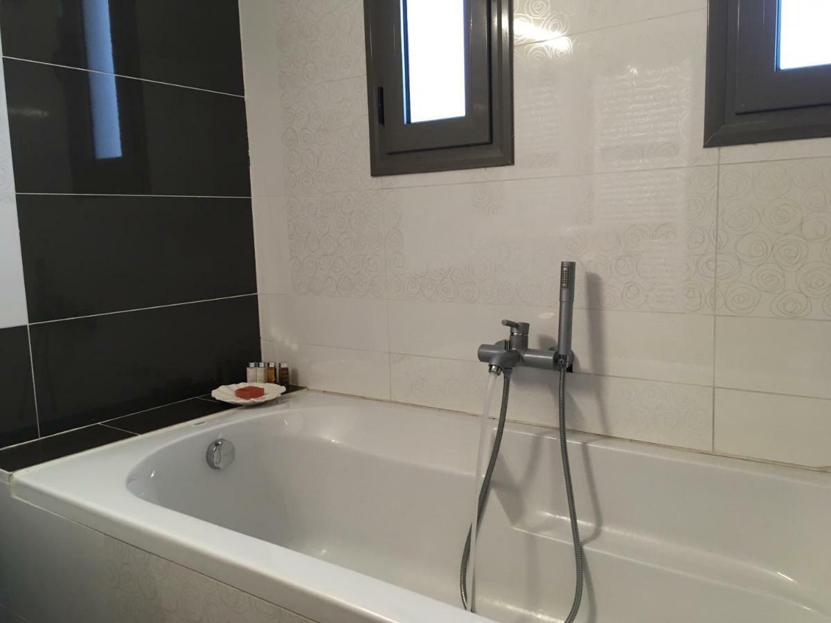 Stellar Beachhouse Gerani  ภายนอก รูปภาพ