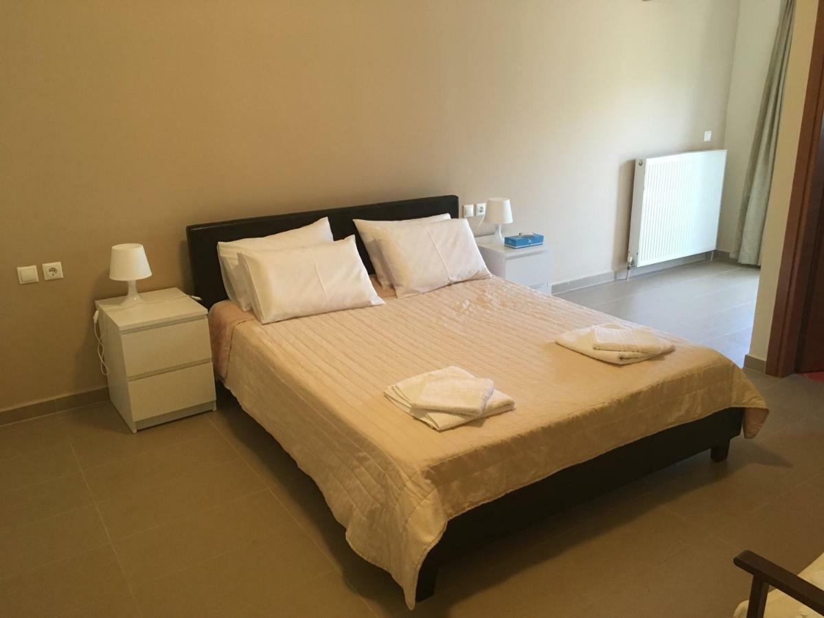 Stellar Beachhouse Gerani  ภายนอก รูปภาพ